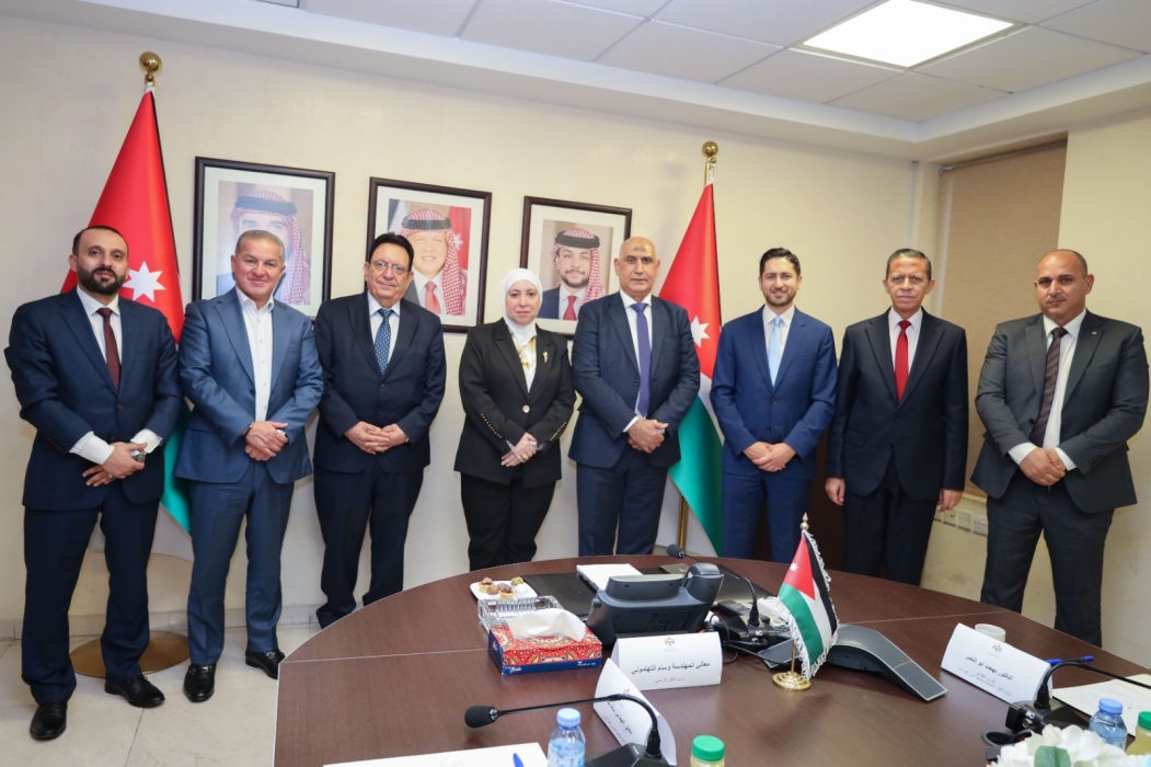 وزيرة النقل تبحث تعزيز التعاون العربي في مجال النقل البري 