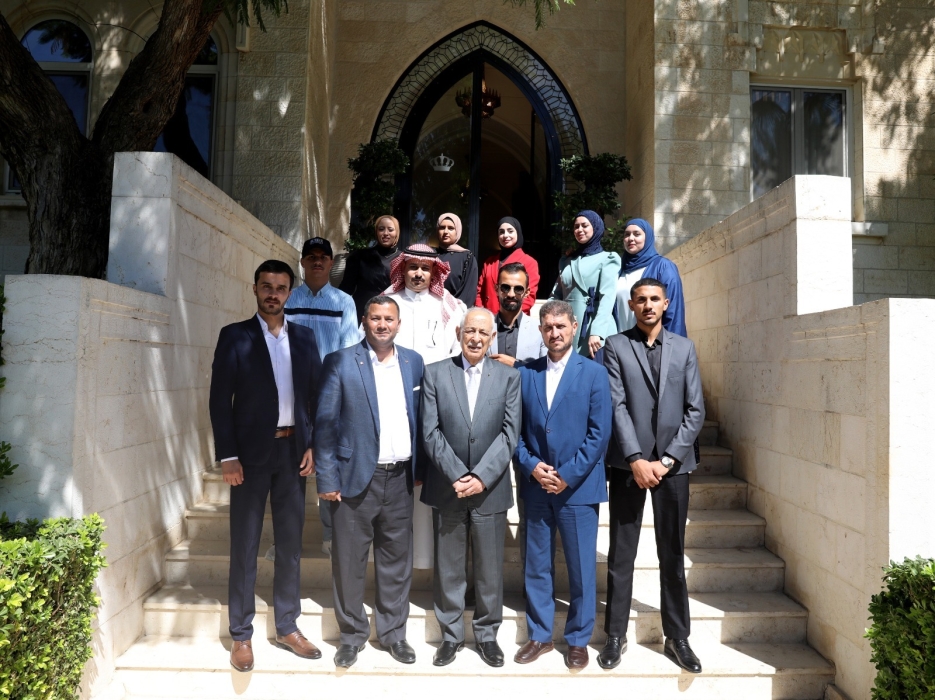 فعاليات شعبيه يلتقيها العيسوي: نقف يداً بيد مع الملك حماةً للأردن وثراه